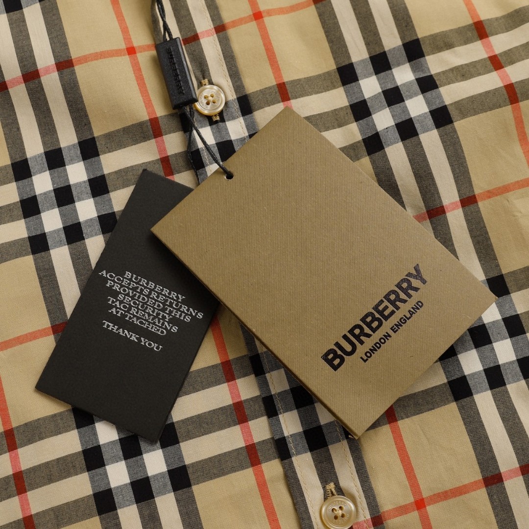 【BURBERRY】長袖シャツ
