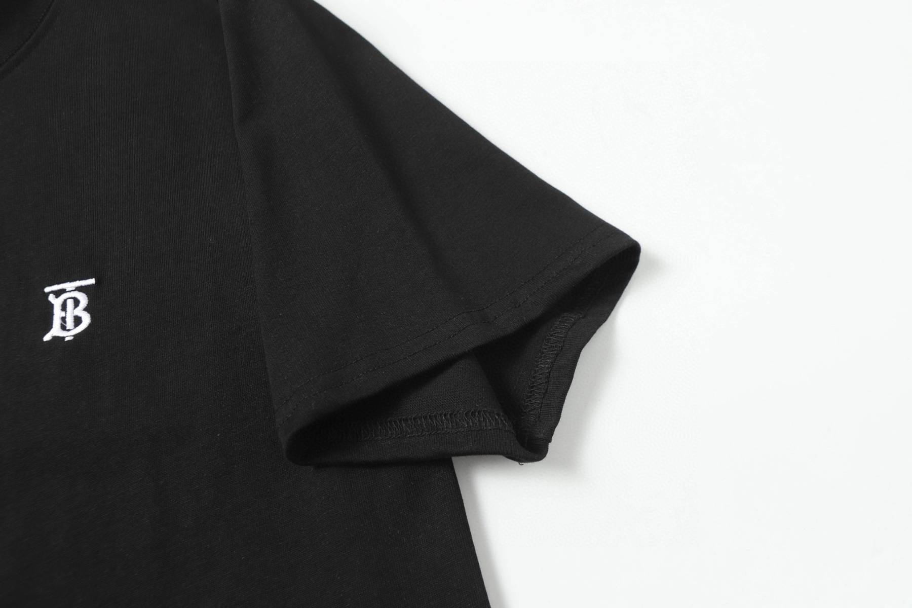 【BURBERRY】半袖 T シャツ