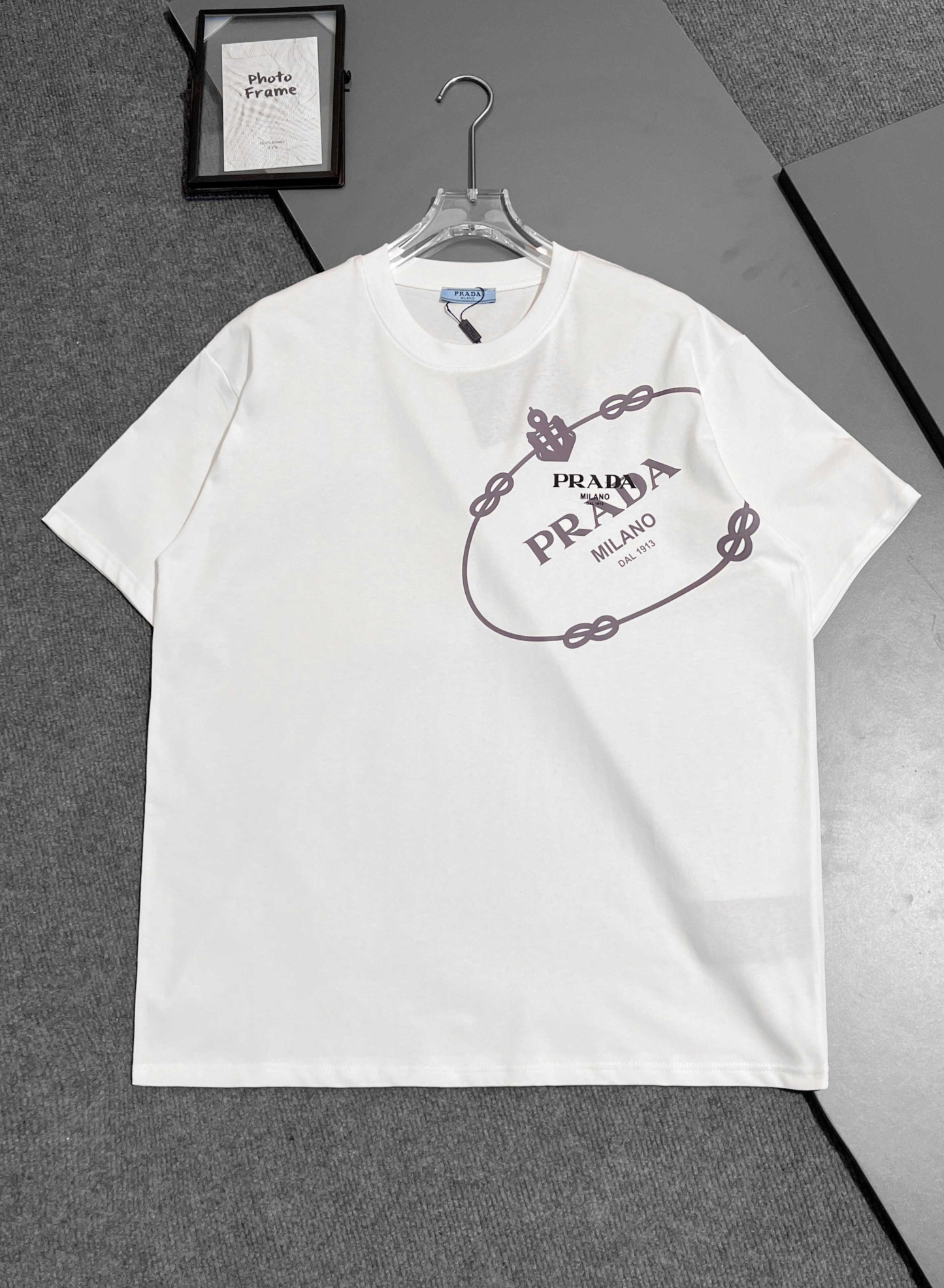 【PRADA】半袖 T シャツ