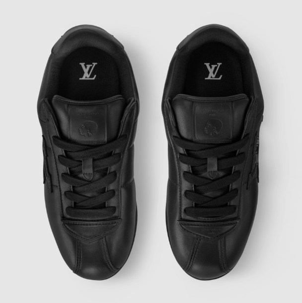 【Louis Vuitton】LV バターソフト スニーカー ロゴ 上品 1AIKDW