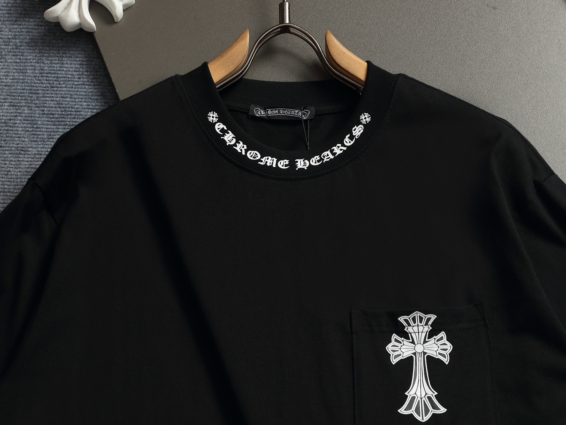 【CHROME HEARTS】半袖 T シャツ