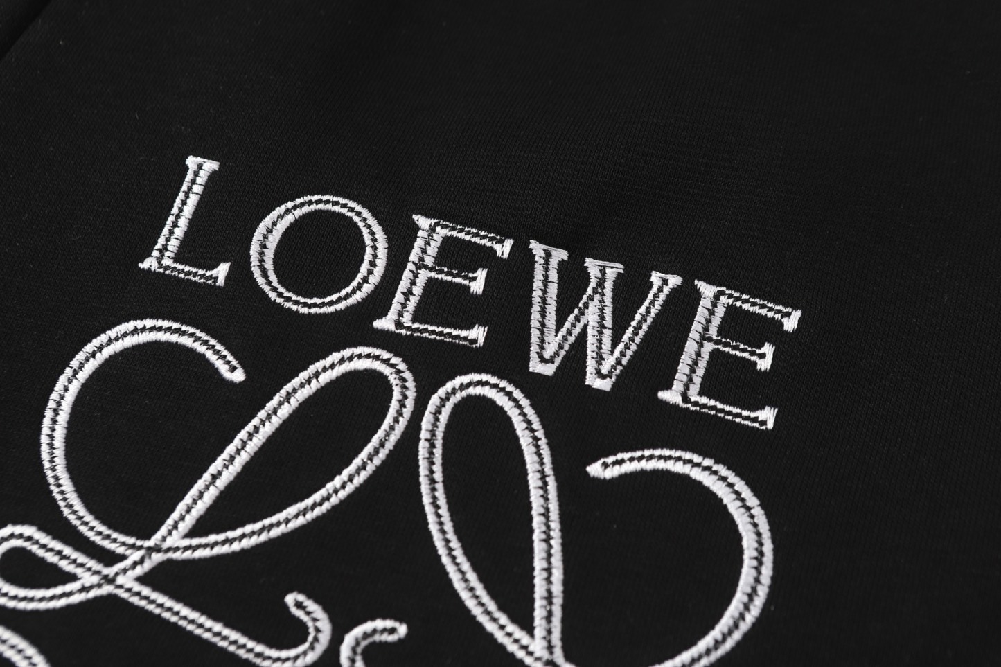 【LOEWE】ショートパンツ