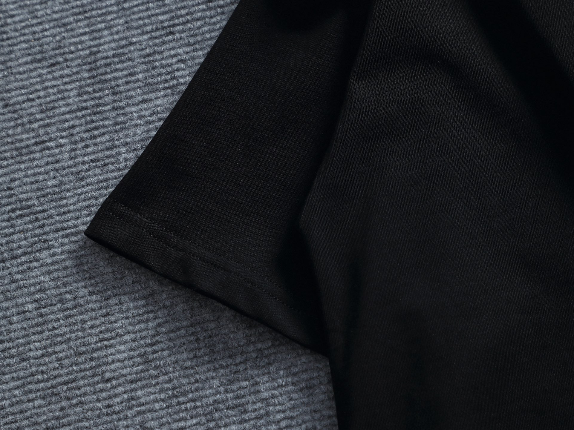 【LOEWE】半袖 T シャツ