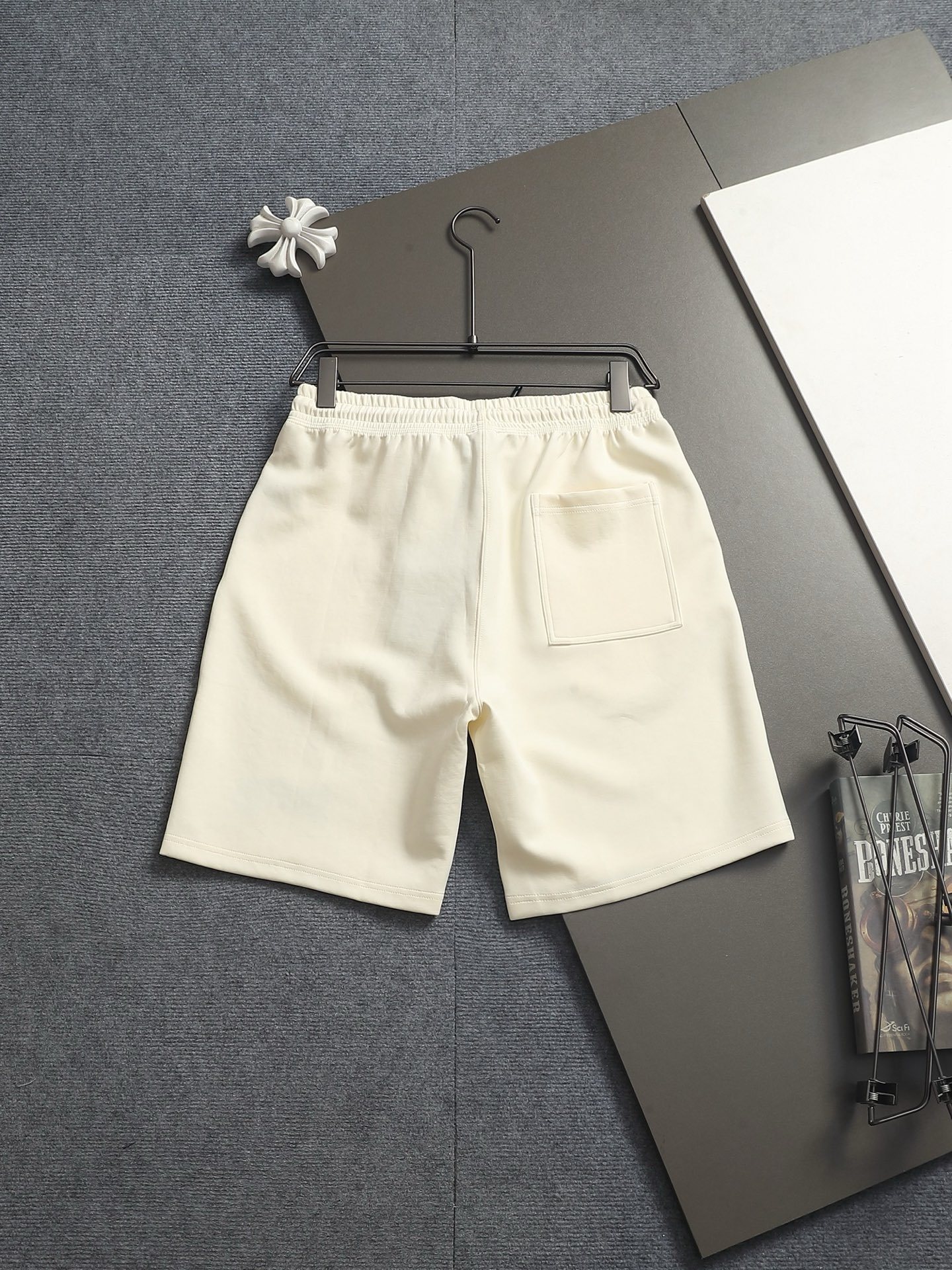 【BURBERRY】ショートパンツ