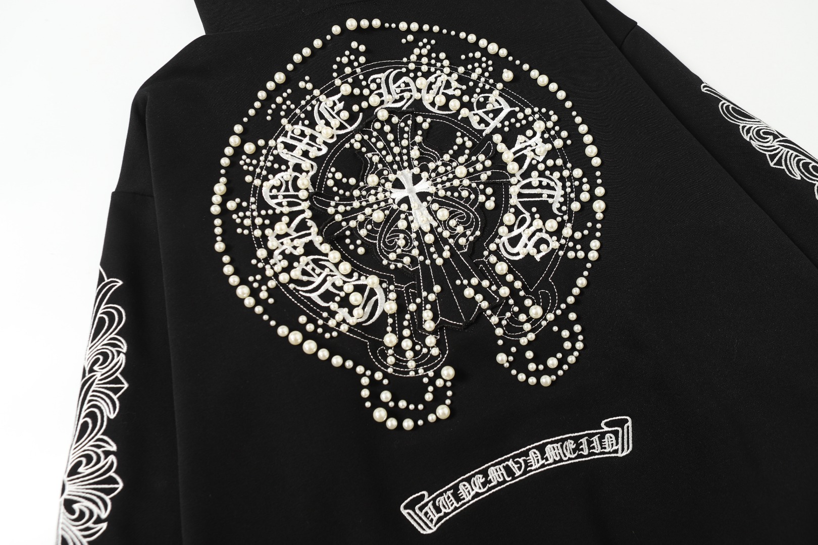 【CHROME HEARTS】クロムハーツ パーカー