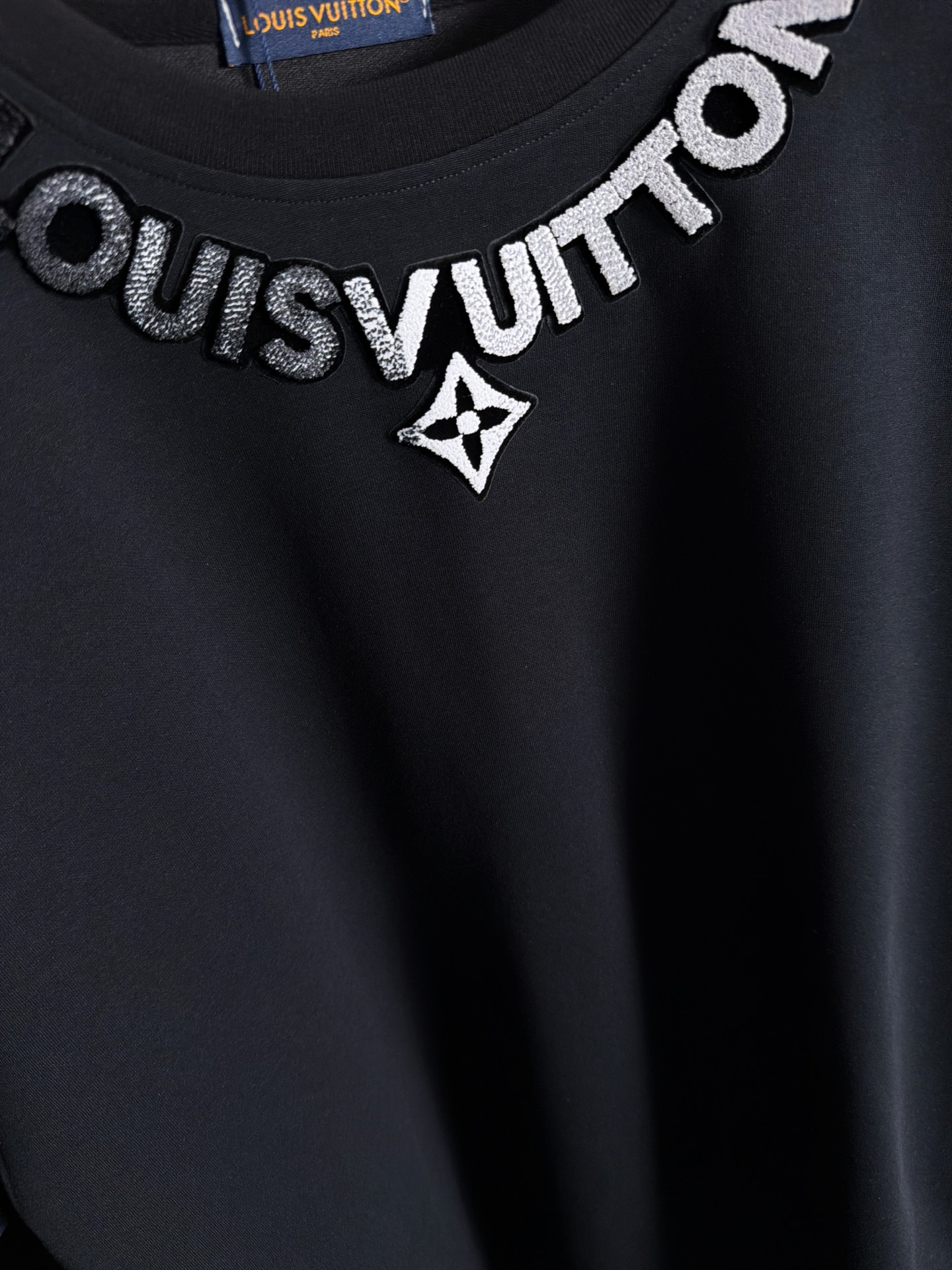 【LOUIS VUITTON】半袖T シャツショートパンツ セットアップ