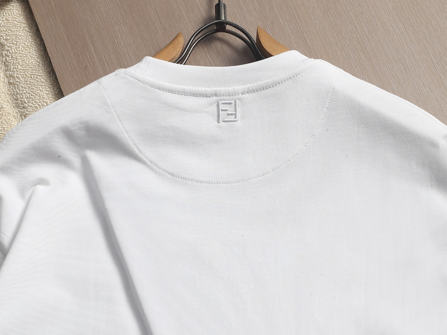 【FENDI】半袖 T シャツ