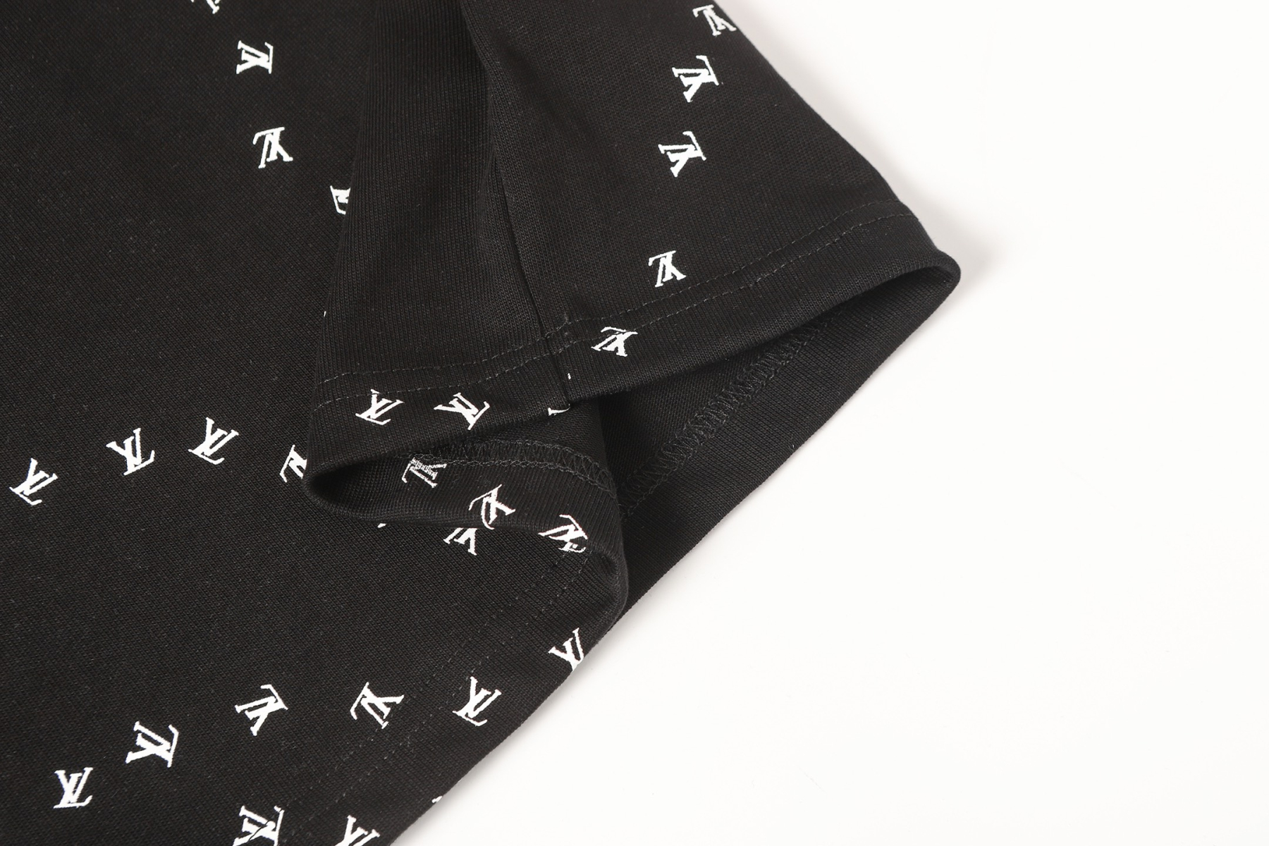 【LOUIS VUITTON】半袖 T シャツ