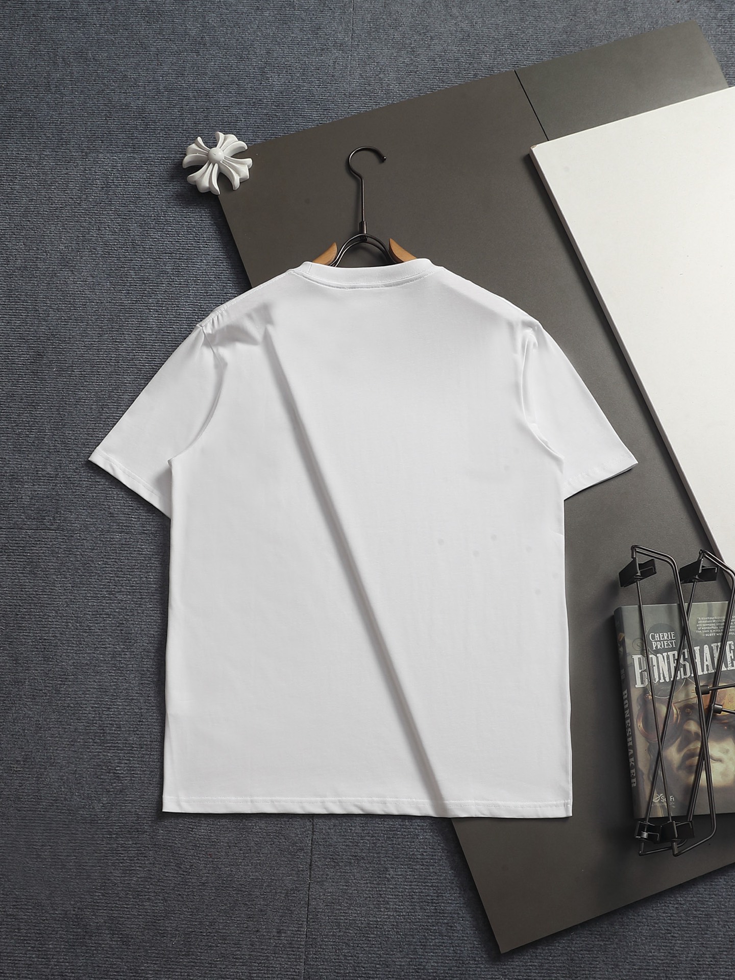 【LOEWE】半袖 T シャツ