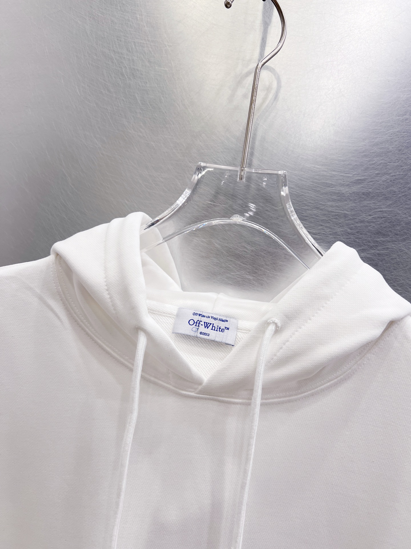 【OFF WHITE】 パーカー