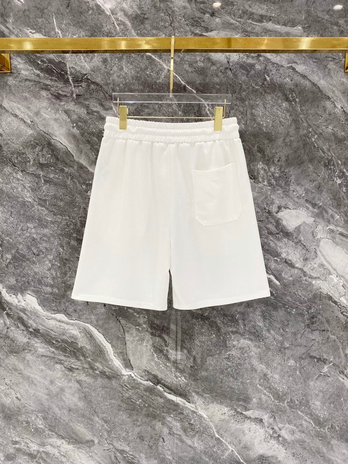 【PRADA】半袖T シャツショートパンツ セットアップ