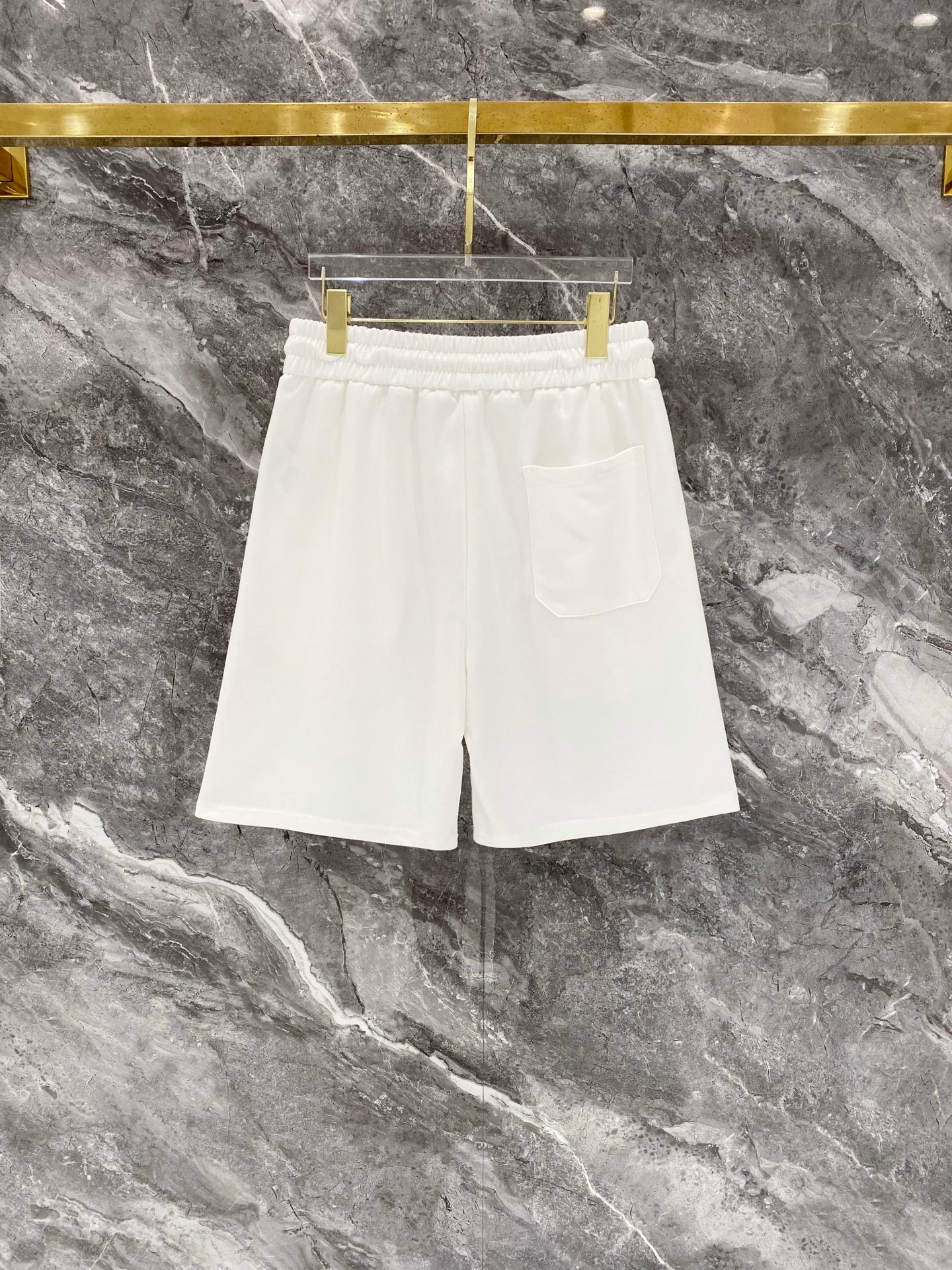 【PRADA】半袖T シャツショートパンツ セットアップ