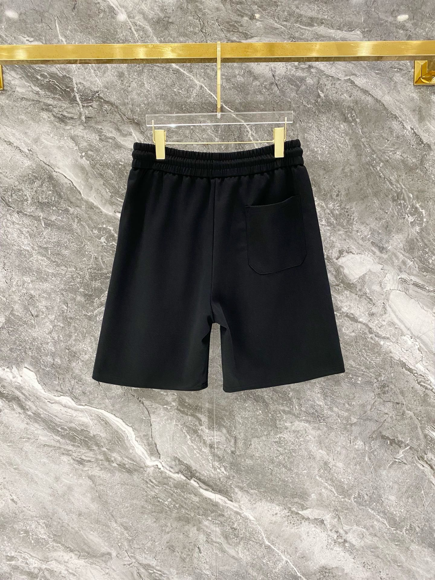 【PRADA】半袖T シャツショートパンツ セットアップ