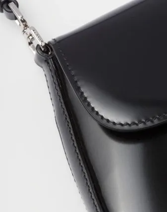 【prada】クレオ-ブラッシュドレザー-ショルダーバッグ