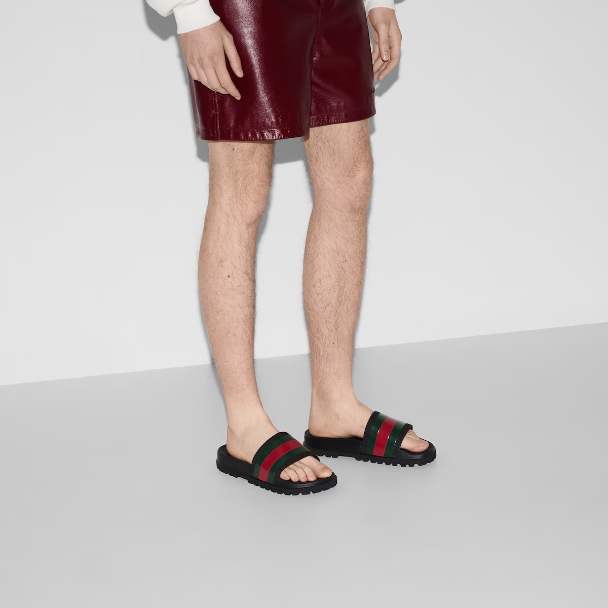 **GUCCI**　ラバーメンズ スライドサンダル