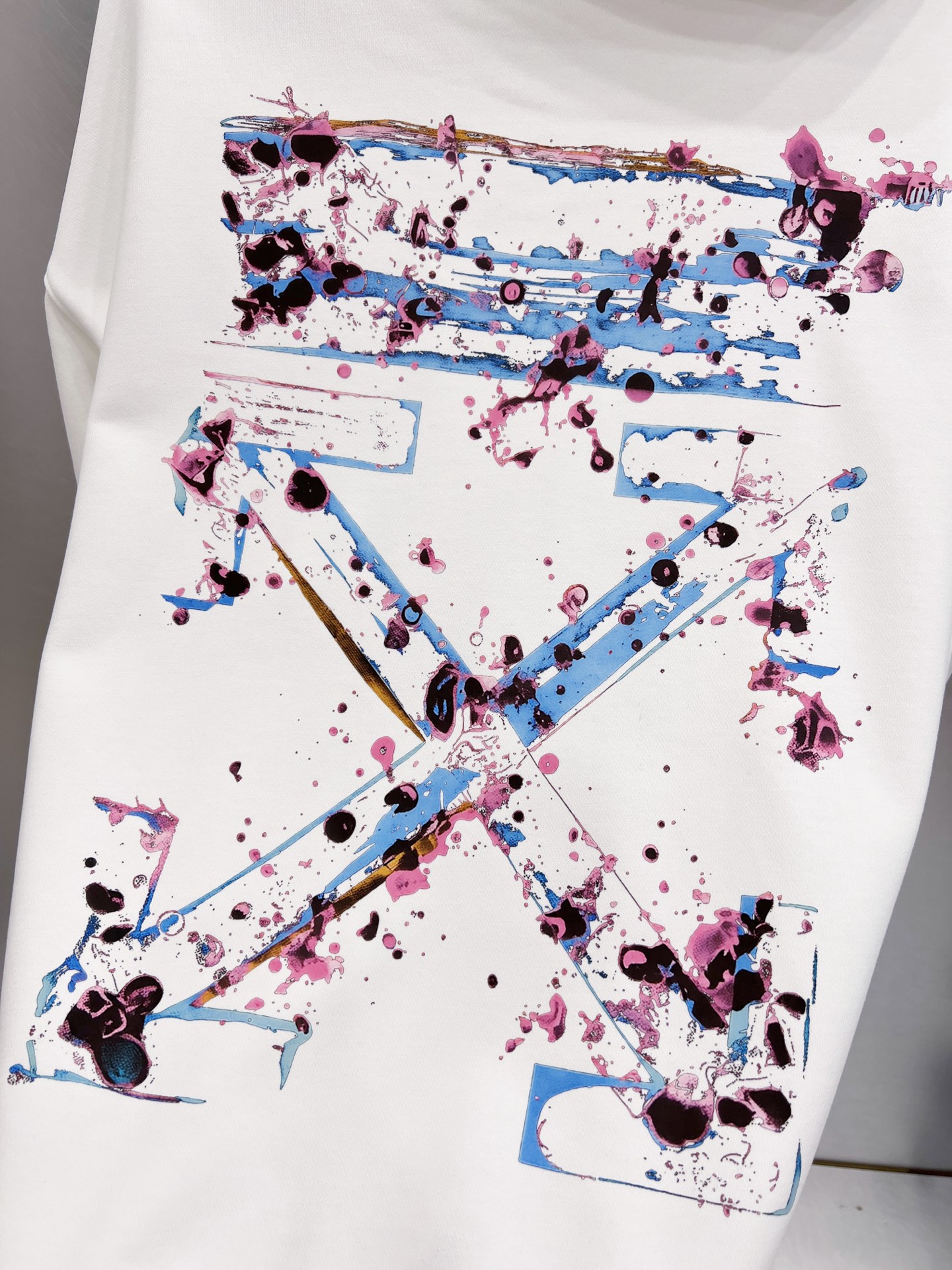 【OFF WHITE】 パーカー