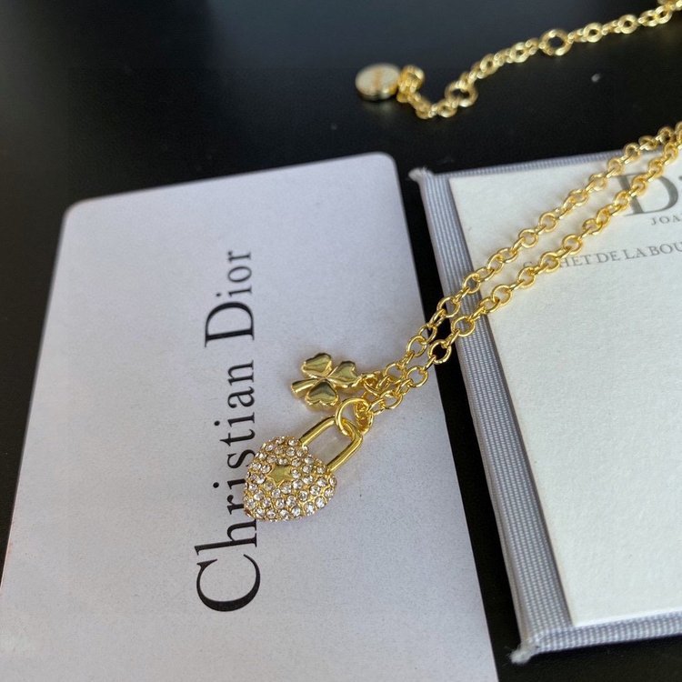 Dior (ディオール) ネックレス