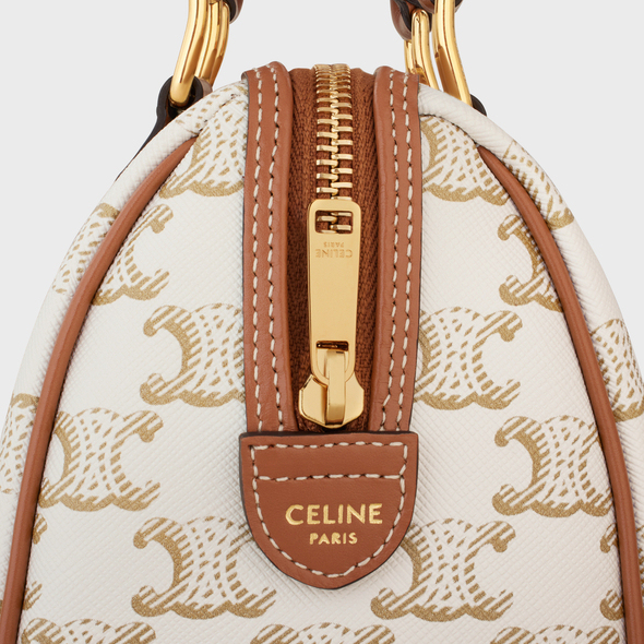 すぐ届く◆大人気【CELINE】スモールボストン　トリオンフ