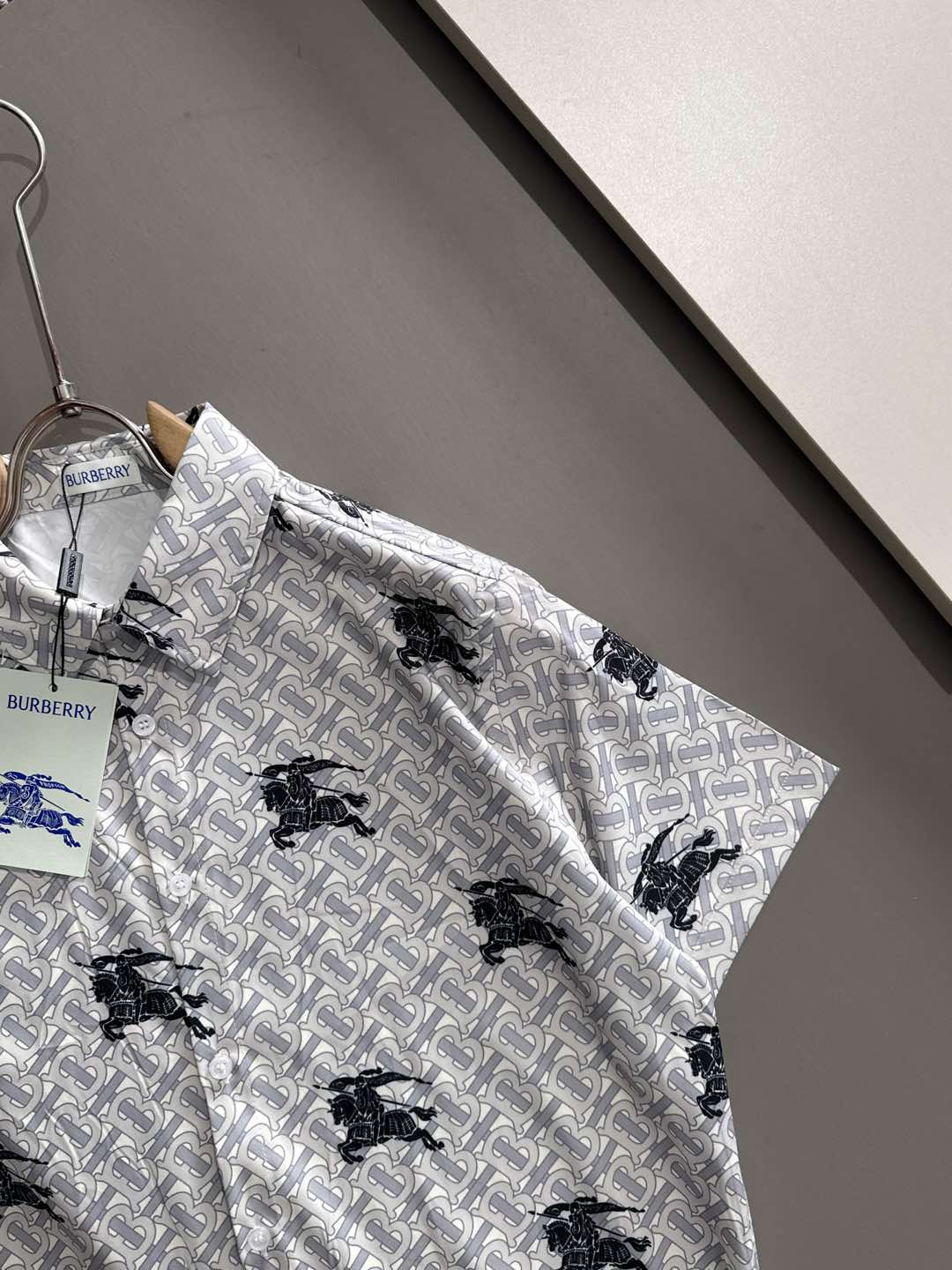 【BURBERRY】半袖シャツショートパンツ セットアップ
