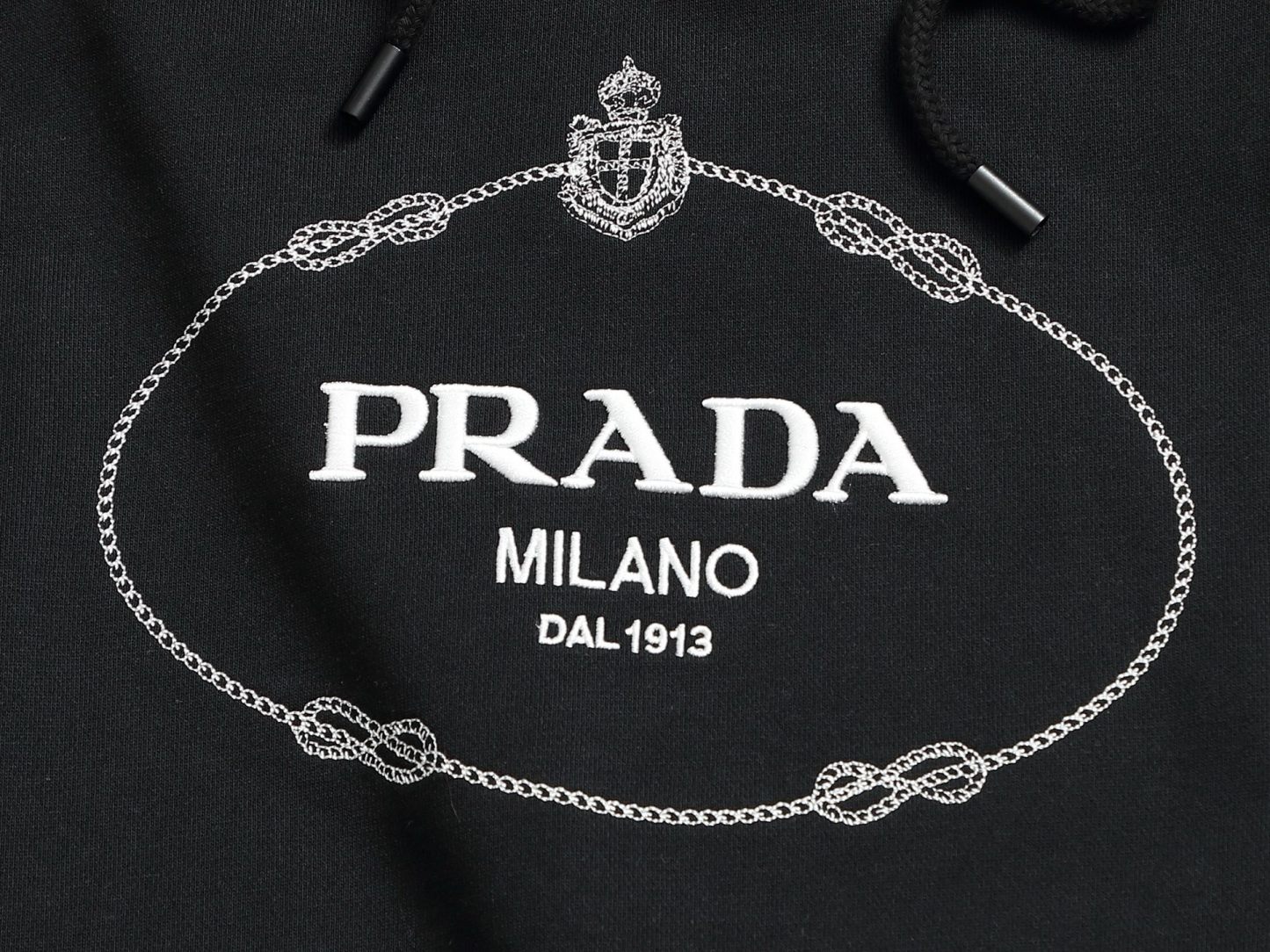 【PRADA】プラダ 刺繍パーカー