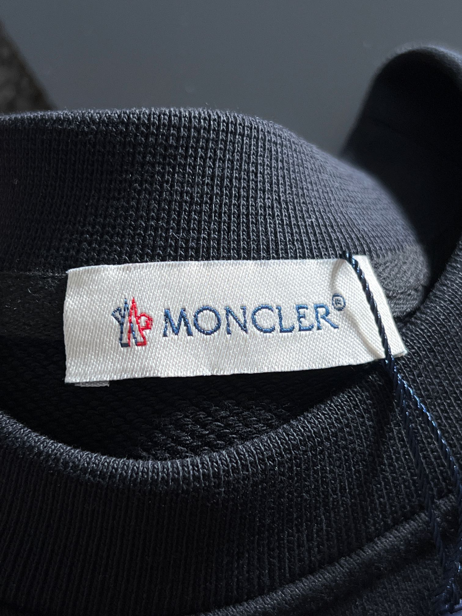 【MONCLER】長袖 T シャツ