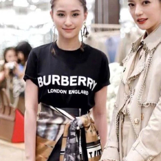 【BURBERRY】（バーバリー）男女兼用、ご好評に付き再入荷！