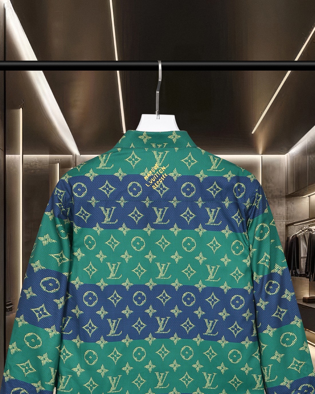 【LOUIS VUITTON】長袖シャツ