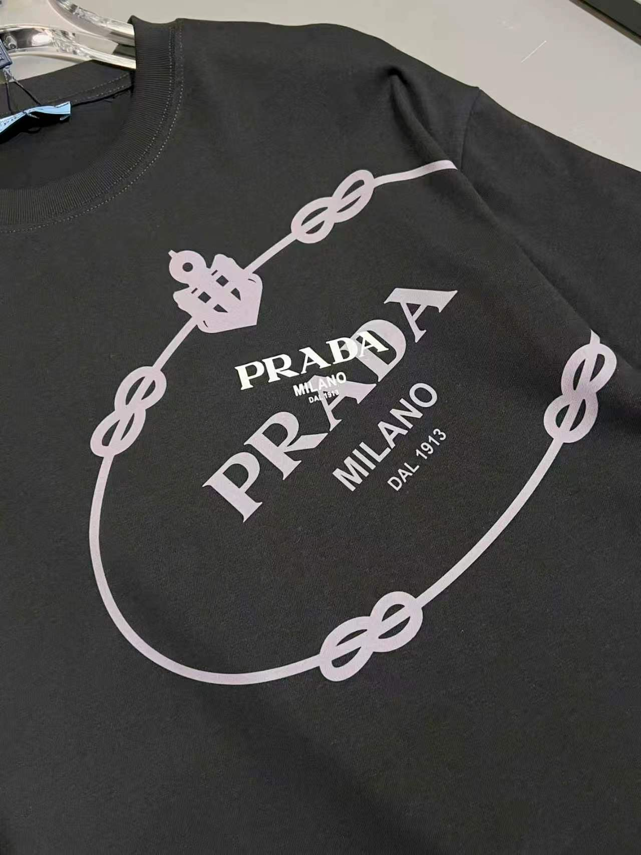 【PRADA】半袖 T シャツ