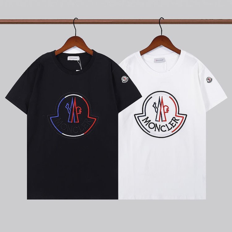 【Moncler 】男女兼用、ご好評に付き再入荷！