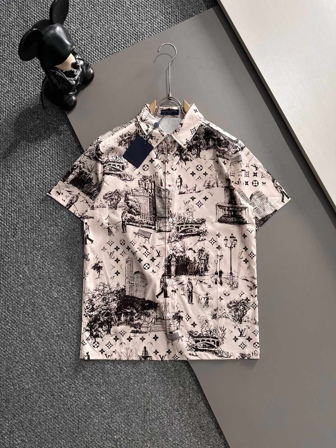 【LOUIS VUITTON】半袖シャツショートパンツ セットアップ