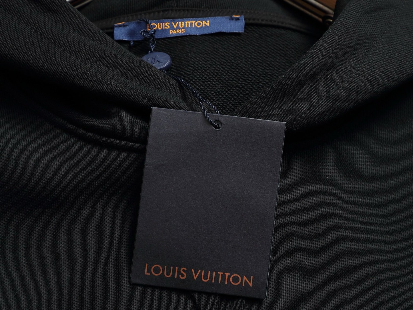 【LOUIS VUITTON】ルイヴィトン 刺繍パーカー