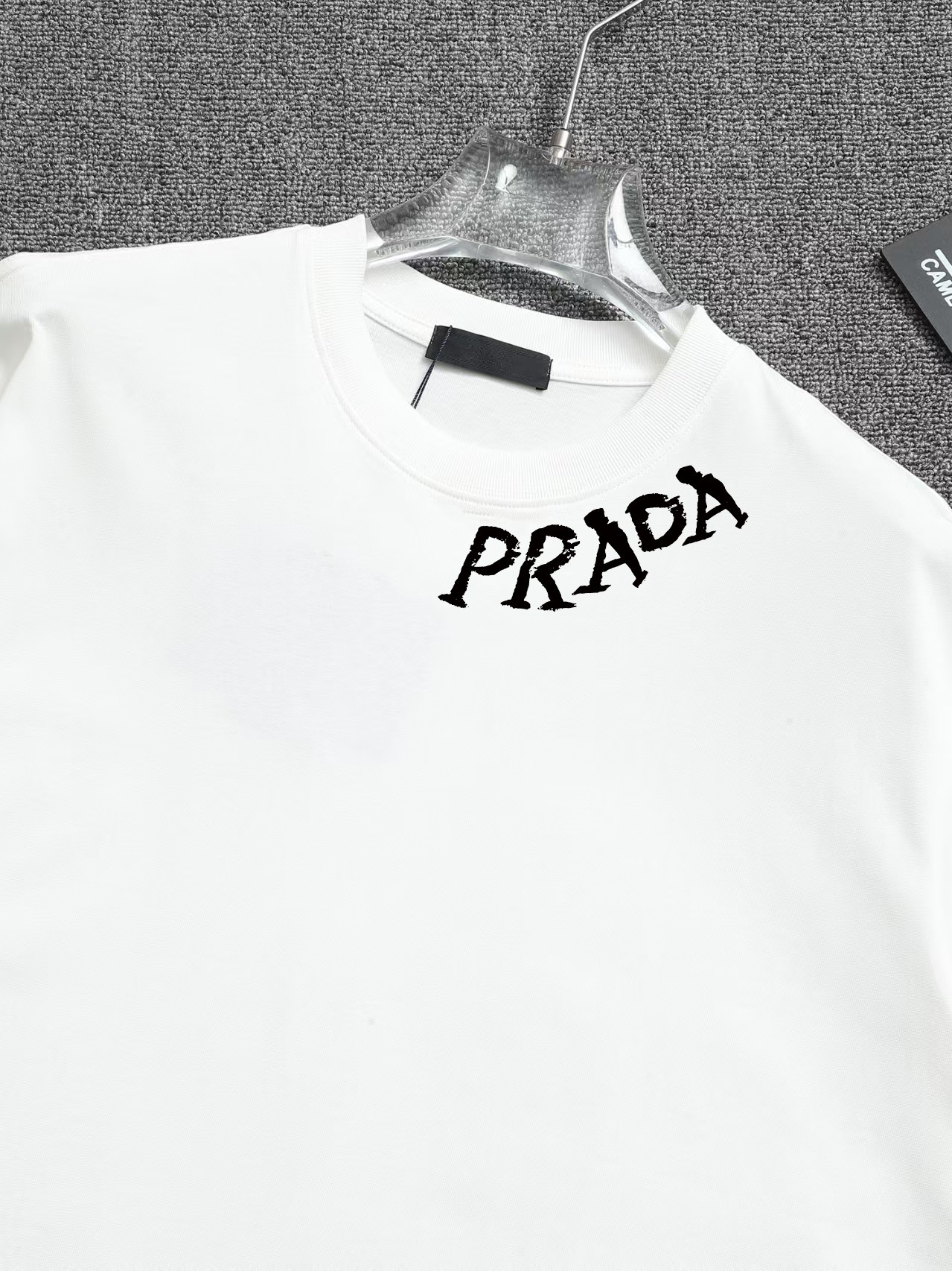 【PRADA】半袖 T シャツ