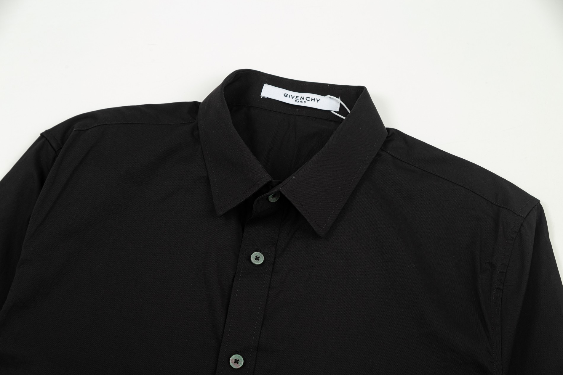 【GIVENCHY 公式旗艦店】ジバンシー シャツ ご好評に付き再入荷 240802