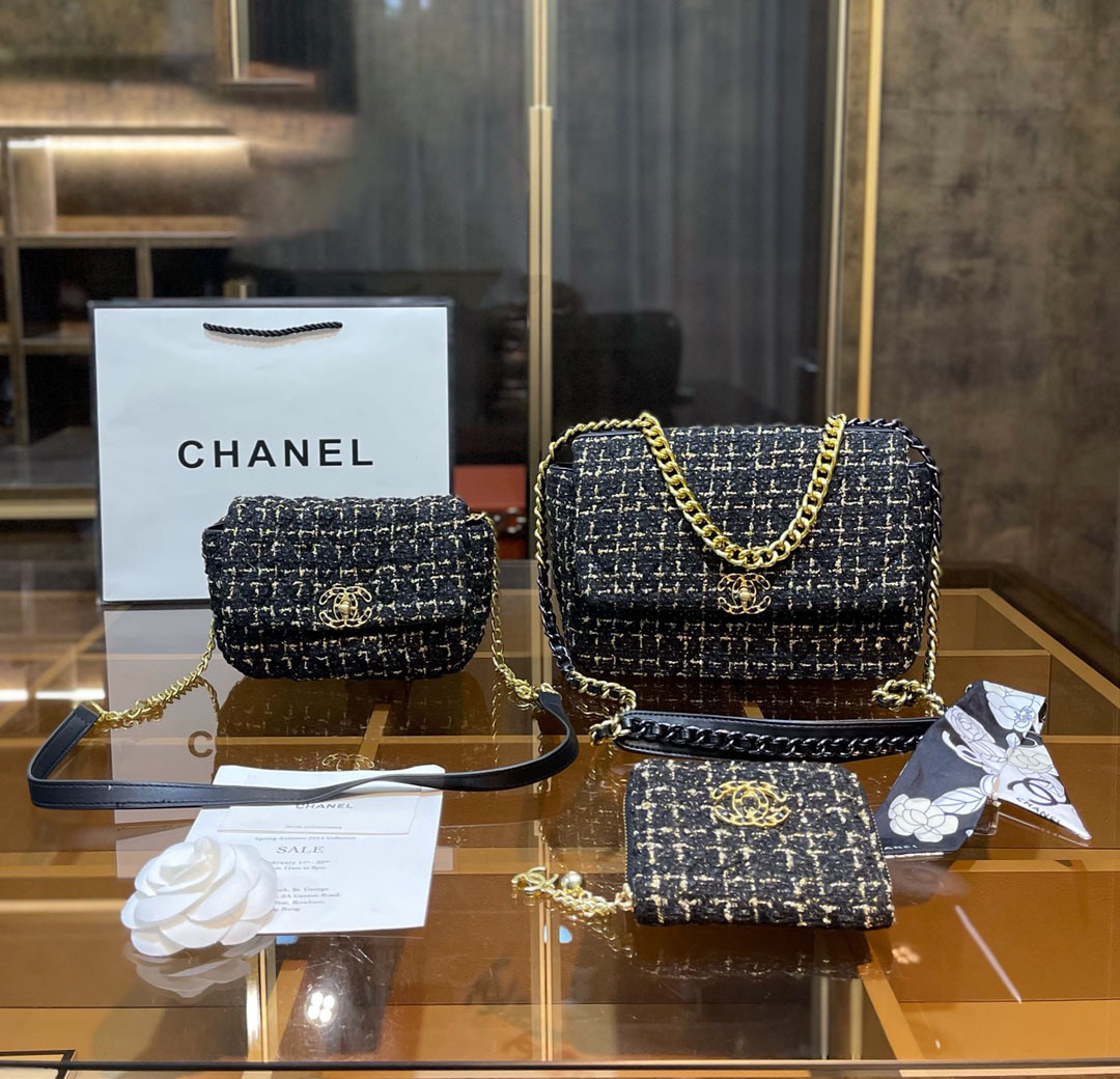 BUYMA is now available to your country! go to English site 大人気 CHANEL