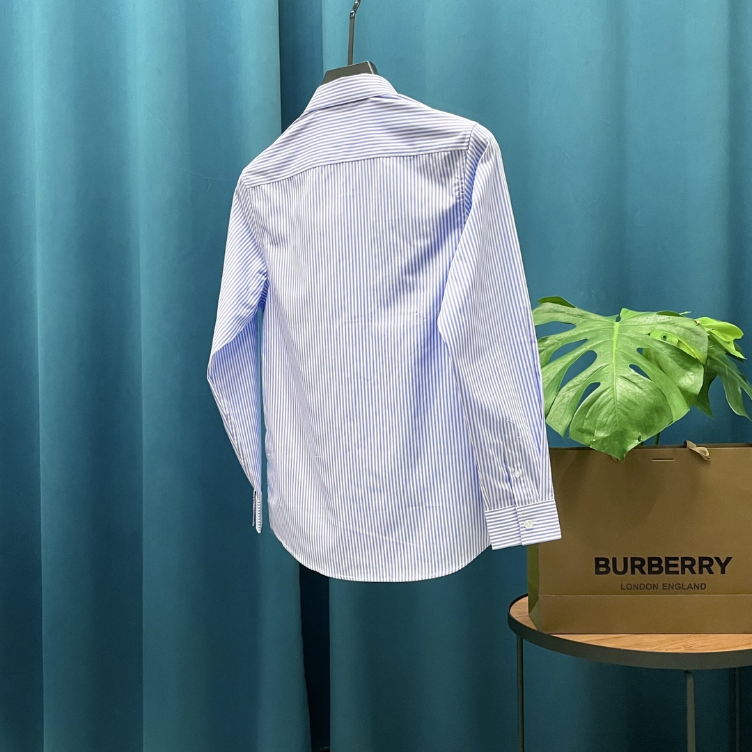 【BURBERRY】長袖シャツ