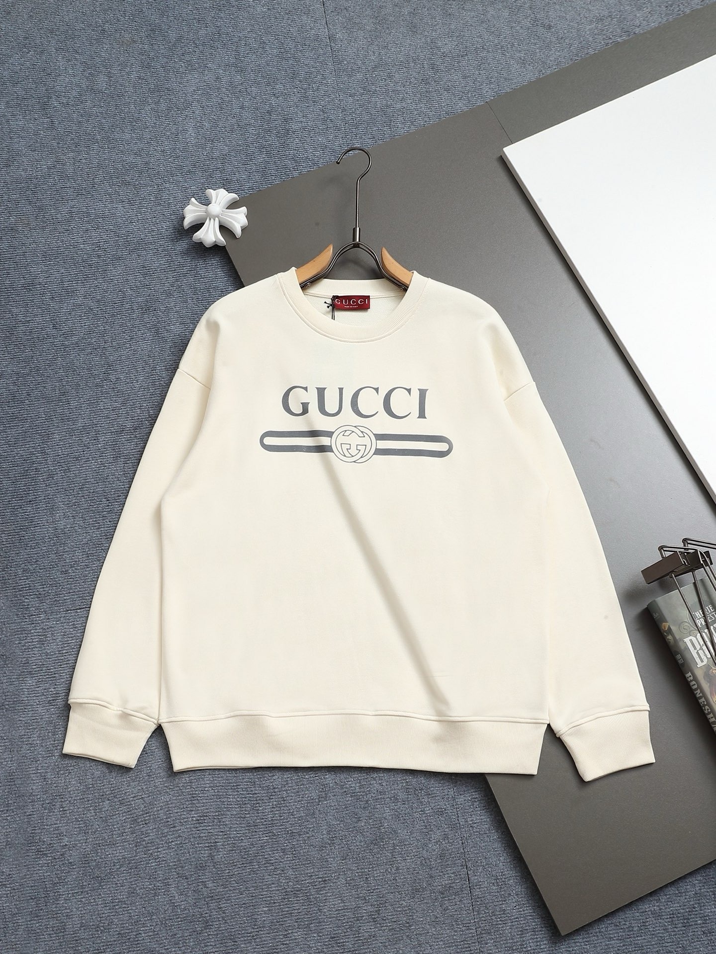 【GUCCI】プリント長袖 T シャツ