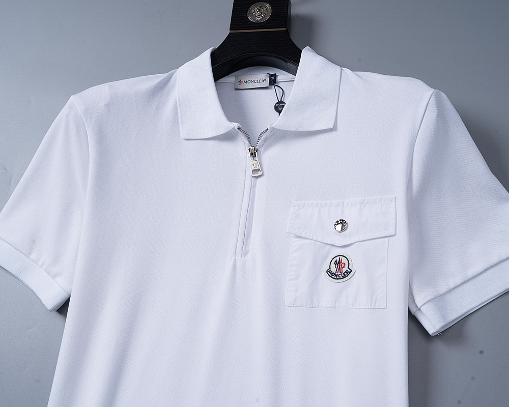 【MONCLER】半袖T シャツショートパンツ セットアップ
