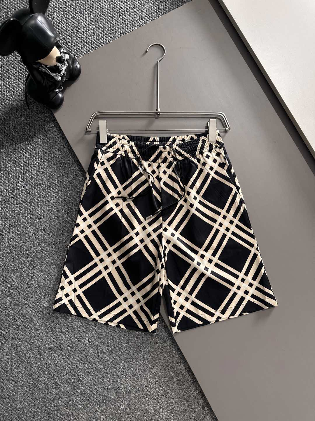 【BURBERRY】半袖シャツショートパンツ セットアップ