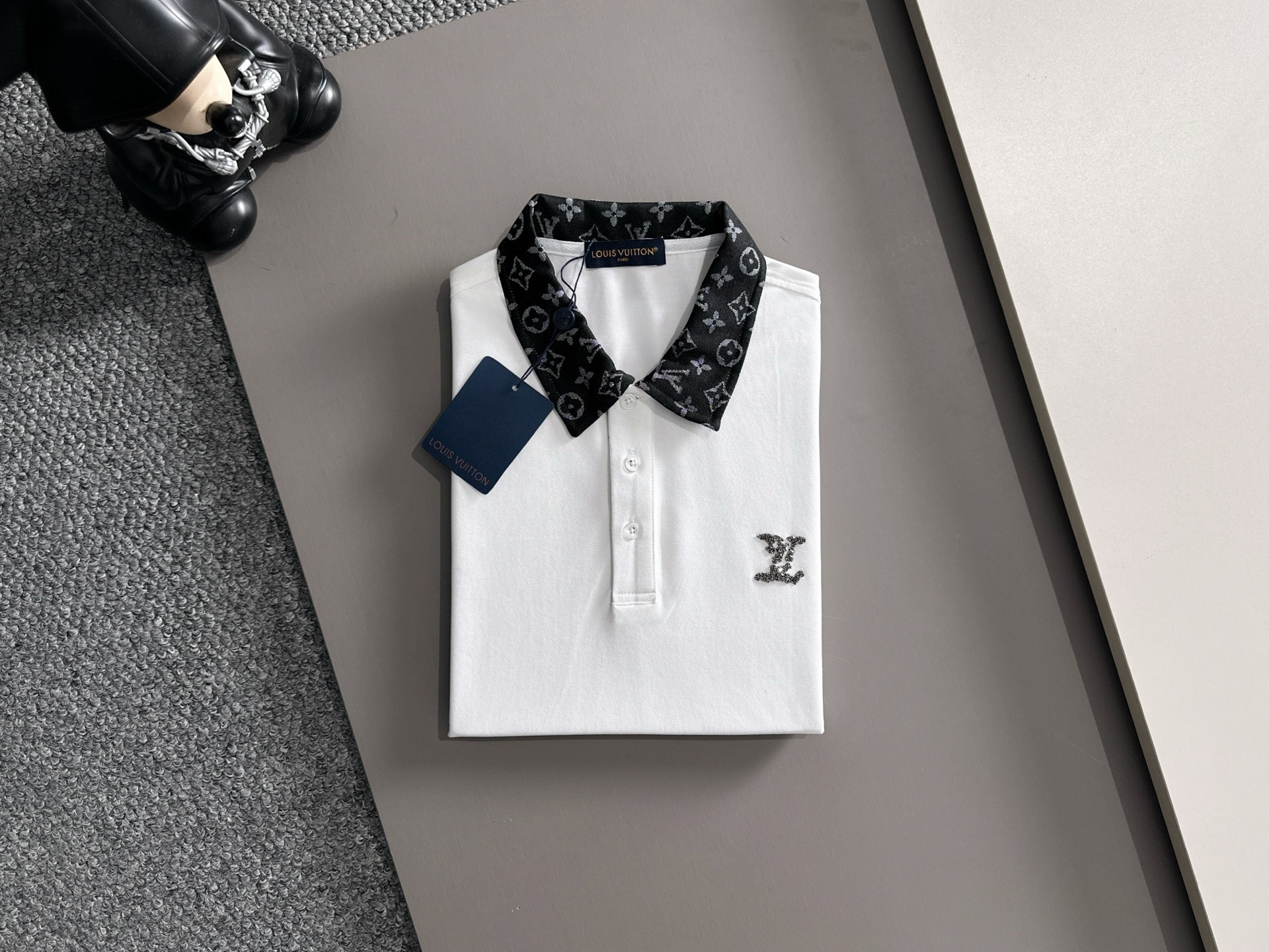 【LOUIS VUITTON】半袖ポロシャツ