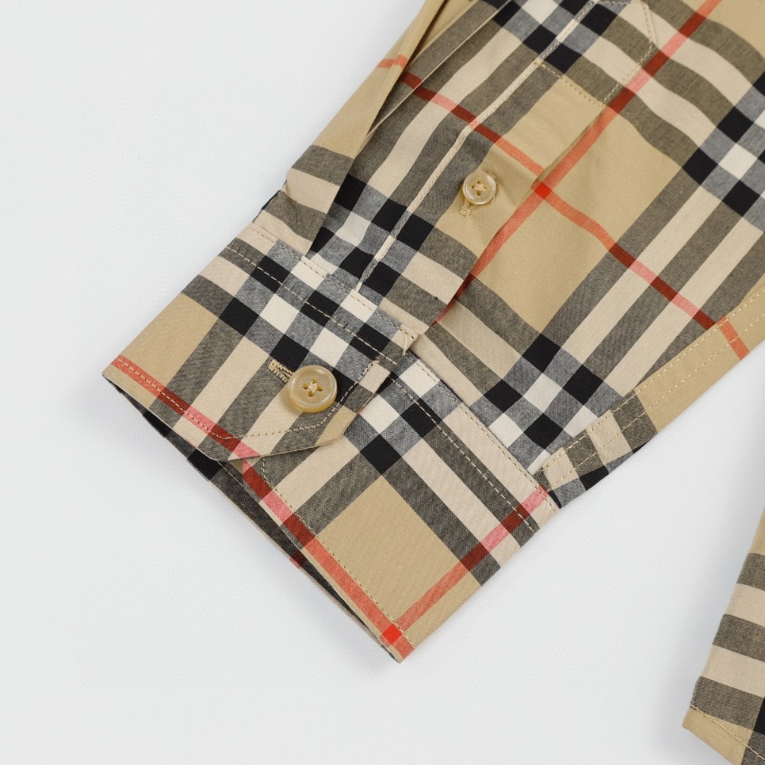 【BURBERRY】長袖シャツ