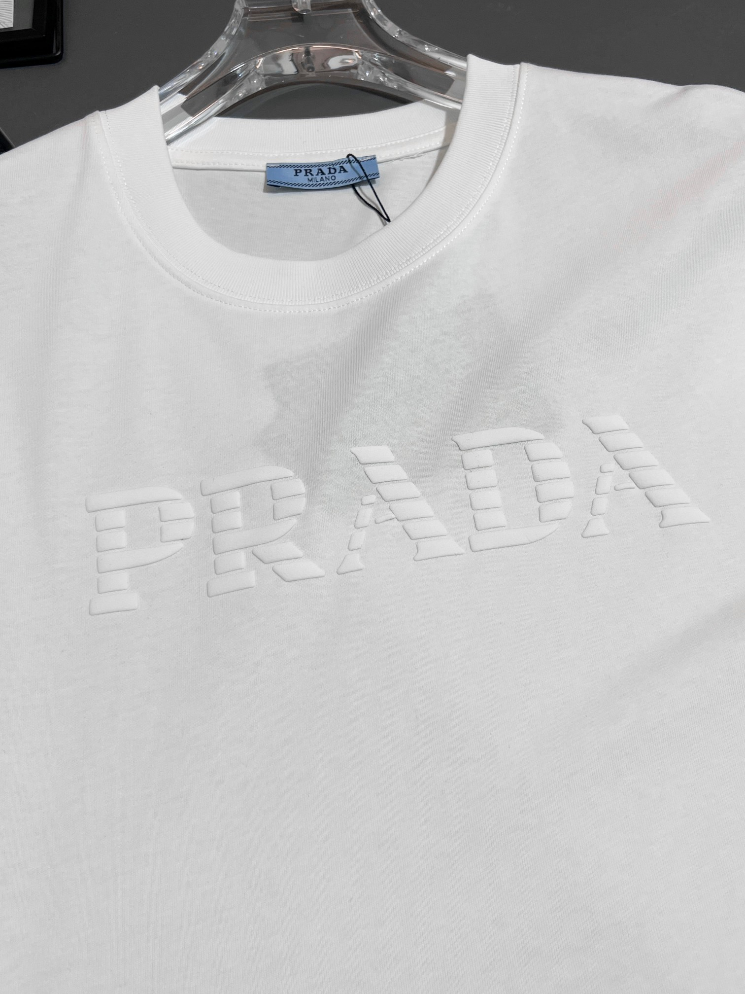 【PRADA】半袖 T シャツ