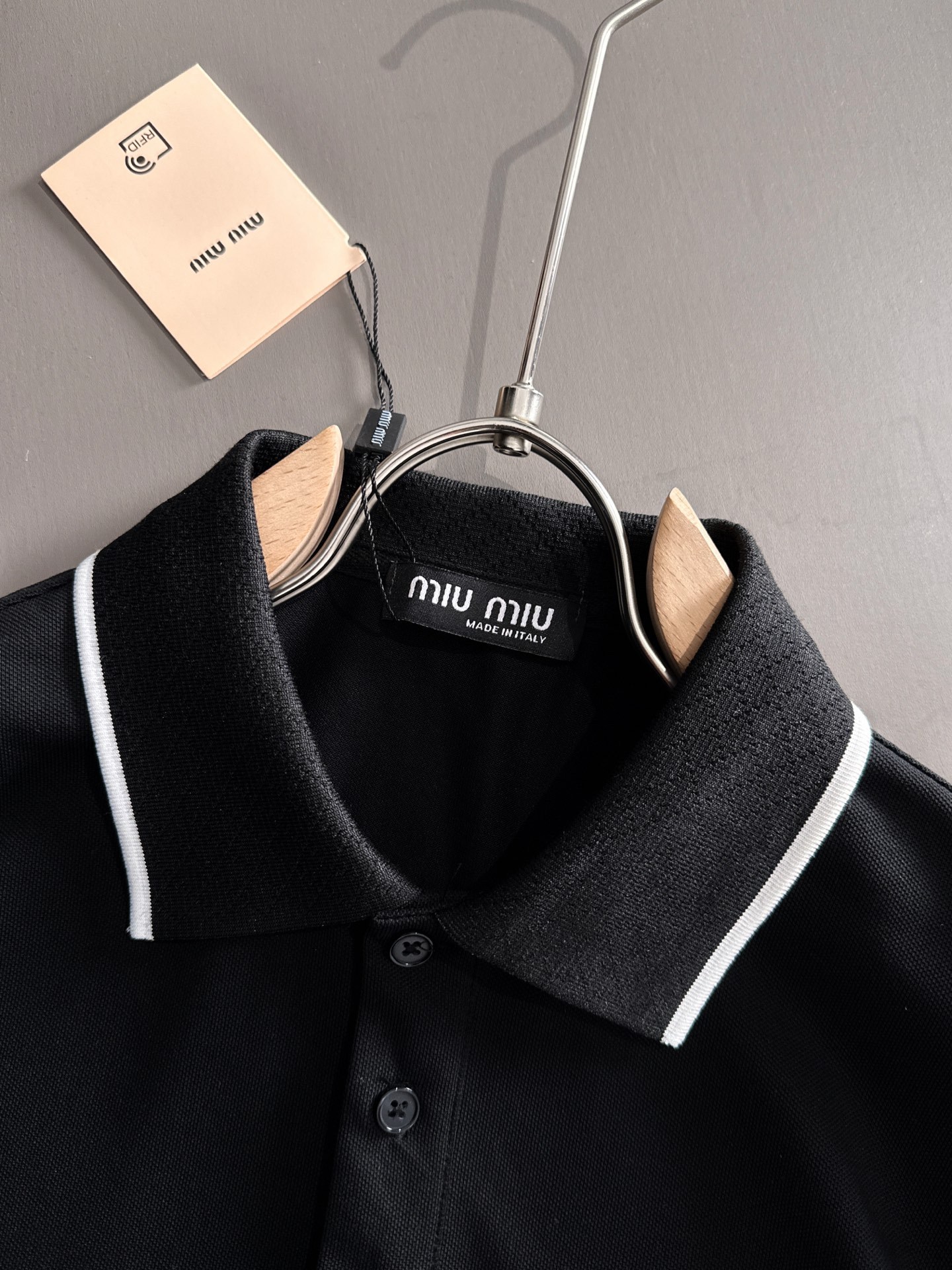 【MIU MIU】半袖 T シャツ