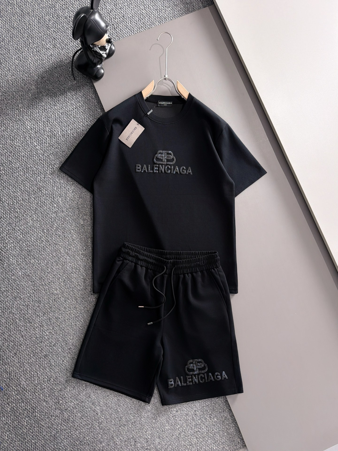 【BALENCIAGA】半袖T シャツショートパンツ セットアップ