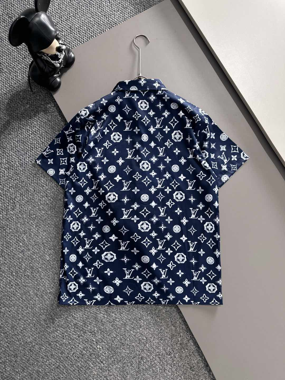 【LOUIS VUITTON】半袖シャツショートパンツ セットアップ