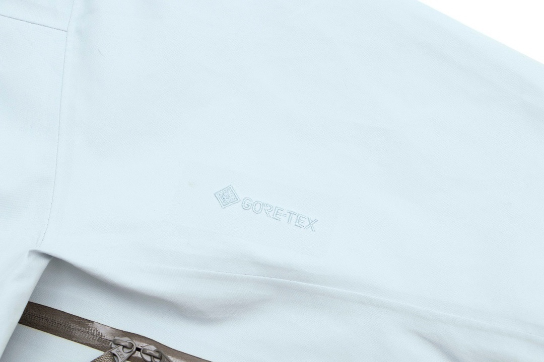 【ARC'TERYX旗艦店】トレッキングジャケット ご好評に付き再入荷！