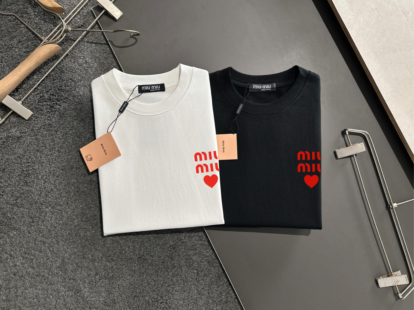 【MIU MIU】半袖 T シャツ