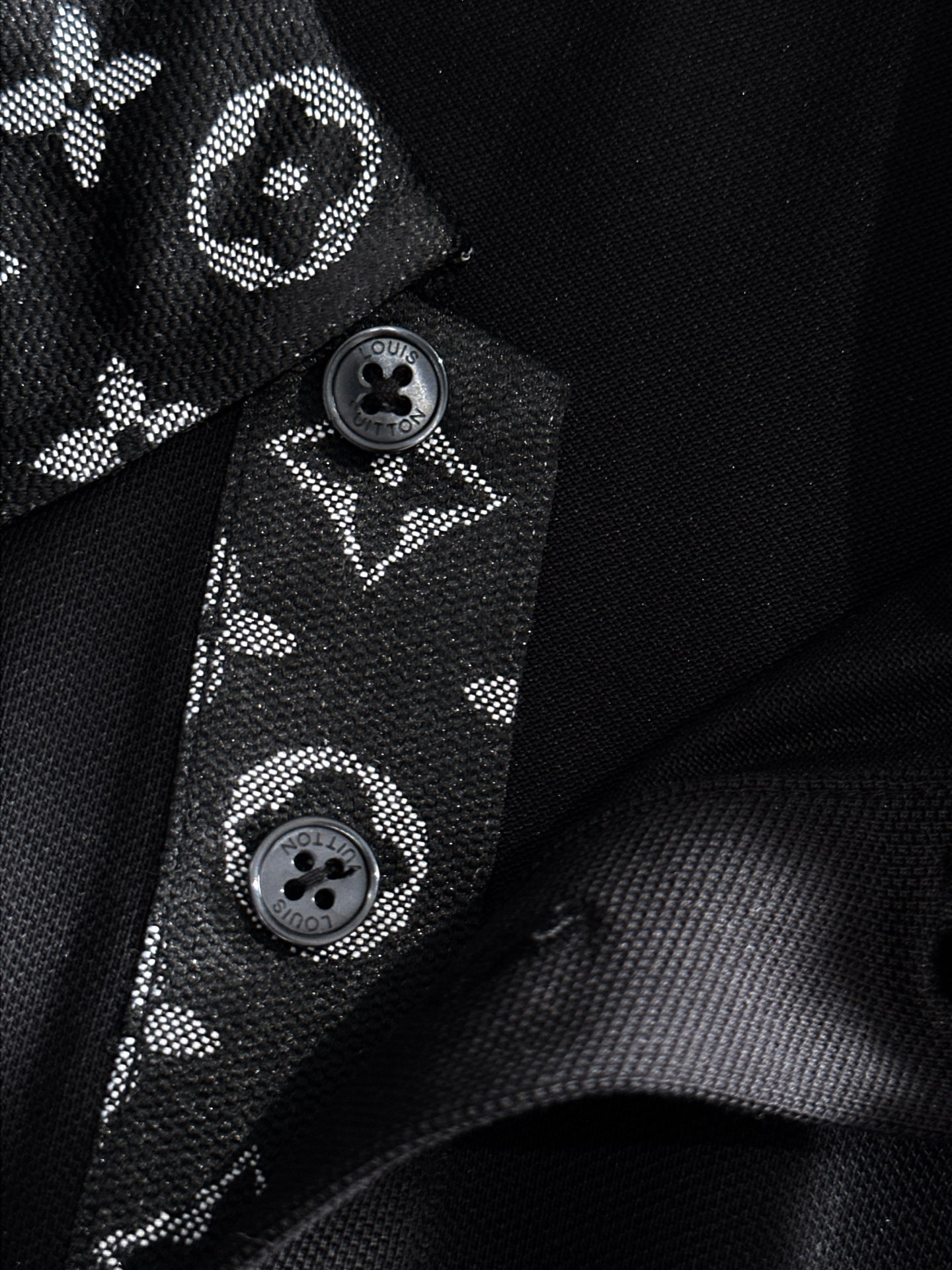 【LOUIS VUITTON】半袖ポロシャツ