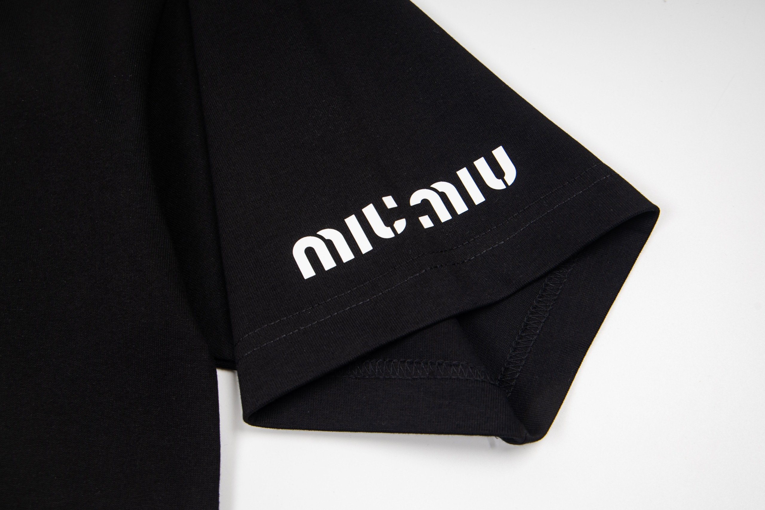【MIU MIU】半袖 T シャツ