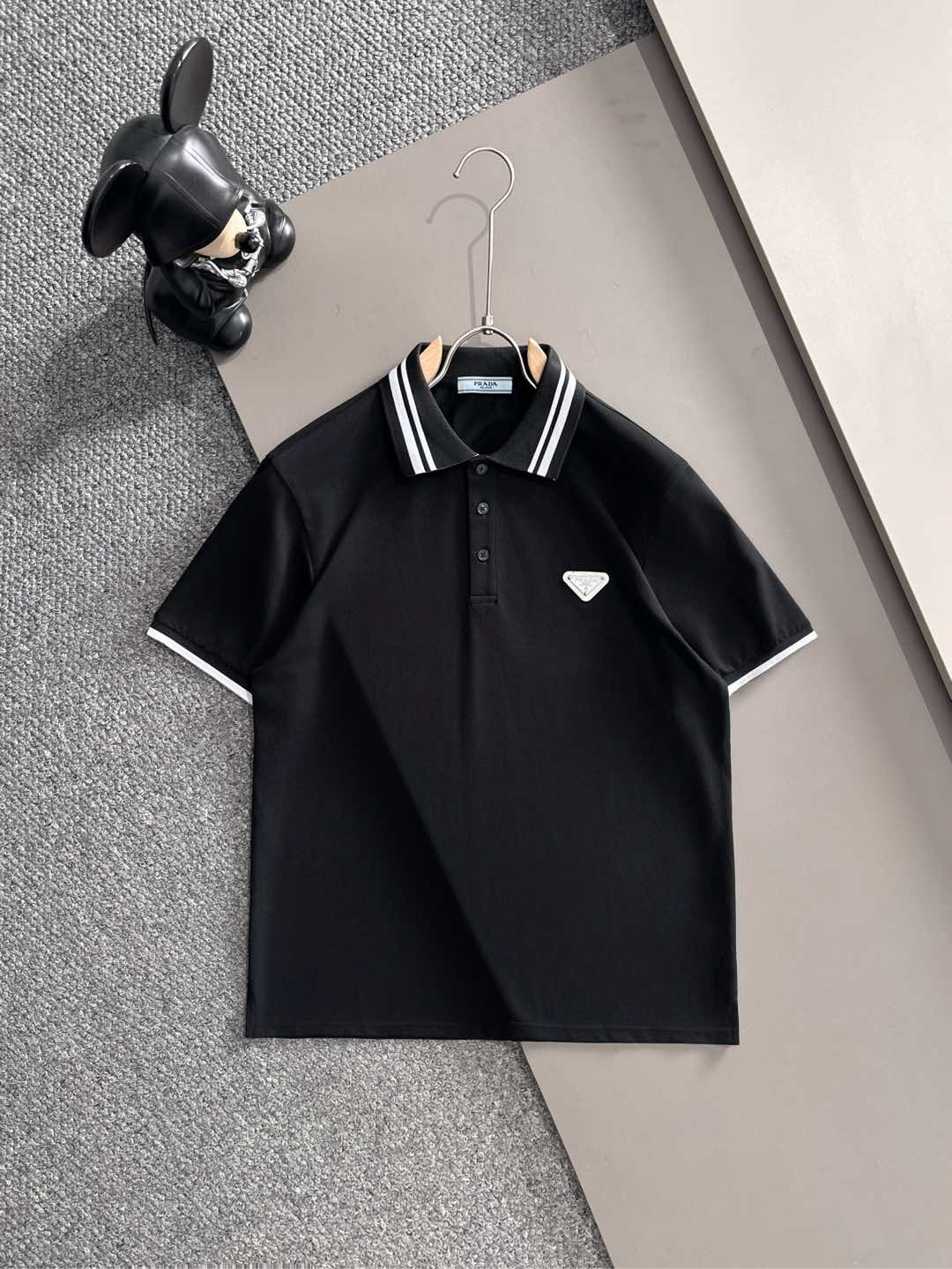 【PRADA】半袖ポロシャツ