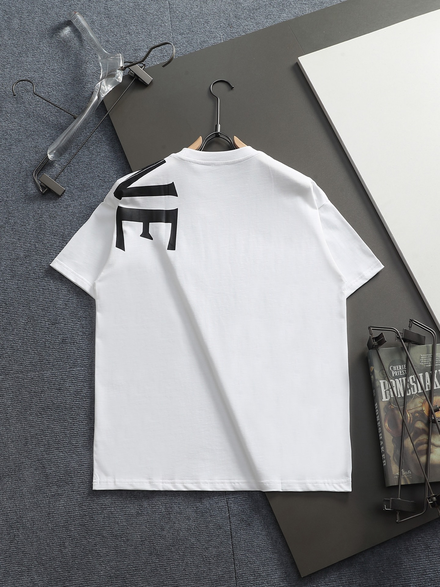 【LOEWE】半袖 T シャツ